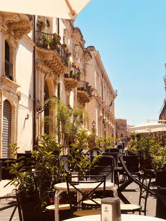 Il Galletto Viola, Luxury Room & Suite Palazzolo Acreide Exterior photo